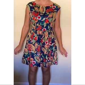 FOREVER 21 paisley print dress